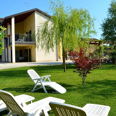Bed & Breakfast Bb Il Grande Salice Bike Friends